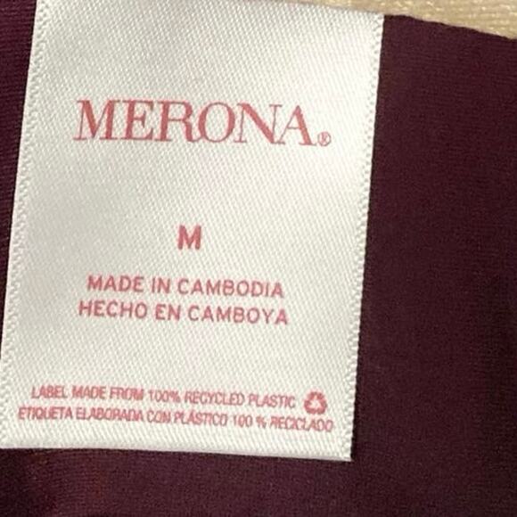 Merona Bandeau Burgundy Wine Swimsuit Medium Women Strap or Strapless Shirred - Picture 4 of 12